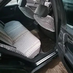 Mercedes-Benz E320 1996