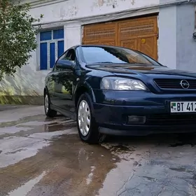 Opel Astra 2003
