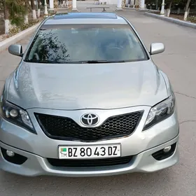 Toyota Camry 2011