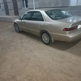 Toyota Camry 1998