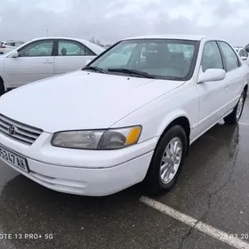 Toyota Camry 1999