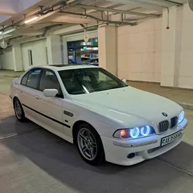 BMW E39 2003