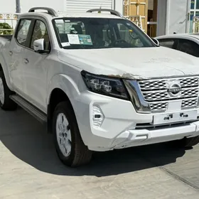 Nissan Navara 2024