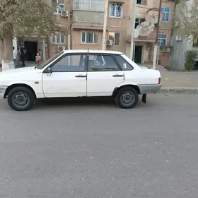 Lada 21099 2000