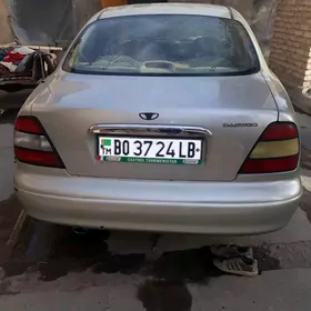 Daewoo Leganza 2002