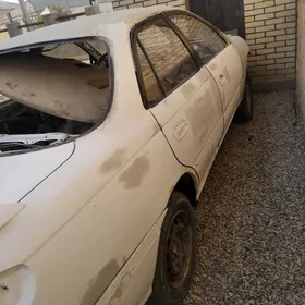 Toyota Carina 1995