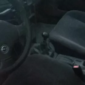 Opel Vectra 1990