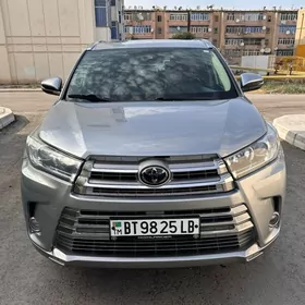 Toyota Highlander 2018