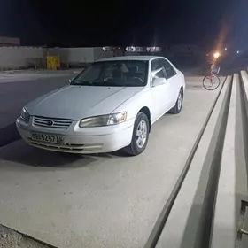 Toyota Camry 1999