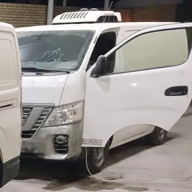 Nissan Urvan 2020