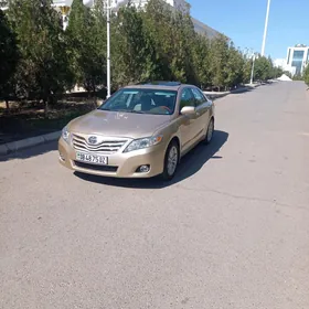 Toyota Camry 2011