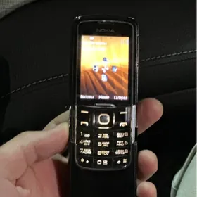8800