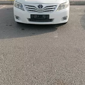 Toyota Camry 2011