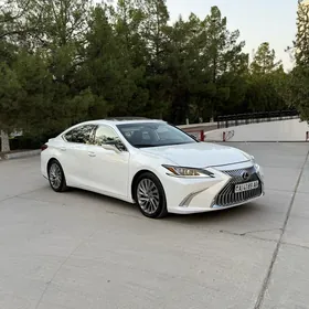 Lexus ES 350 2020