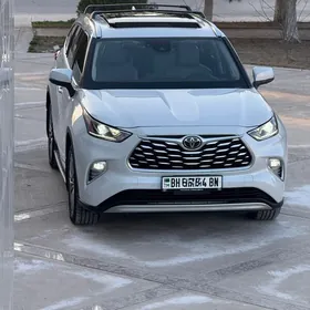 Toyota Highlander 2020
