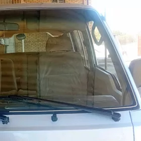 Toyota Hiace 1988