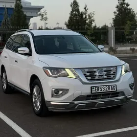 Nissan Pathfinder 2020
