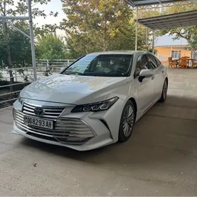Toyota Avalon 2019