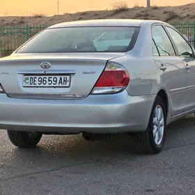Toyota Camry 2005