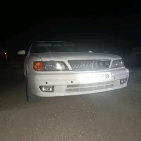 Nissan Maxima 1997