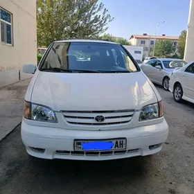 Toyota Sienna 2000