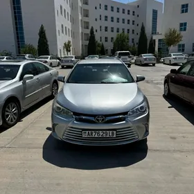 Toyota Camry 2016