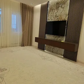 ARENDA MIR 2  2 KOMNAT 4 ETAŹ