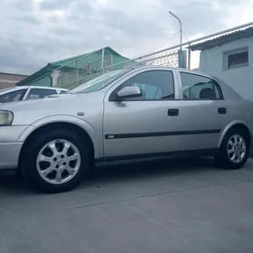 Opel Astra 2001