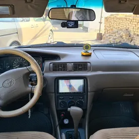 Toyota Camry 2000
