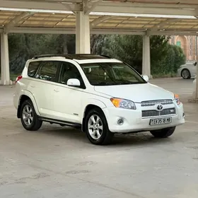 Toyota RAV4 2011