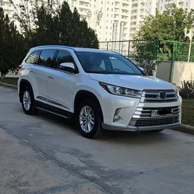 Toyota Highlander 2018