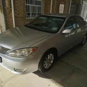 Toyota Camry 2003