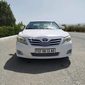Toyota Camry 2010