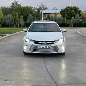 Toyota Camry 2017