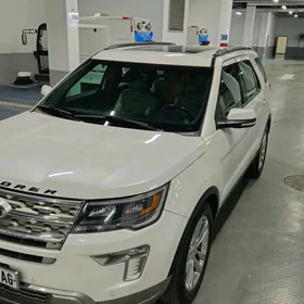 Ford Explorer 2019