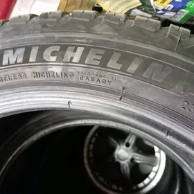 Mishelin 235 45 18 ýyly23