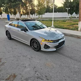 Kia K5 2022