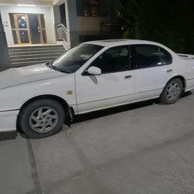 Mitsubishi Chariot 1995