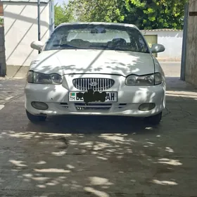 Hyundai Sonata 1998