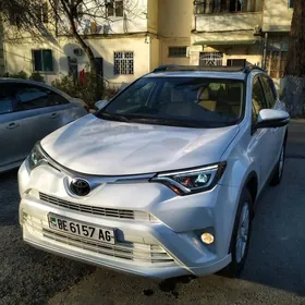 Toyota RAV4 2018