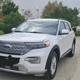 Ford Explorer 2022