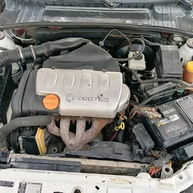 Opel Vectra 1996