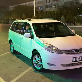 Toyota Sienna 2008