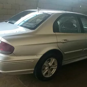 Hyundai Sonata 2002