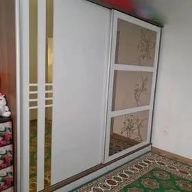 şkaf mebil
