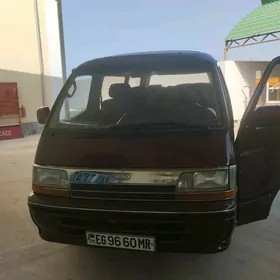 Toyota Hiace 1992