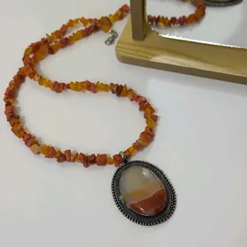 колье из натуральных камней