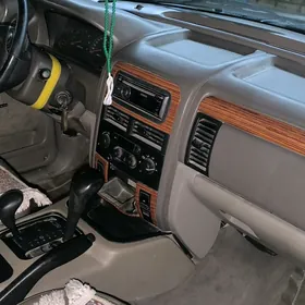 Jeep Grand Cherokee 1999