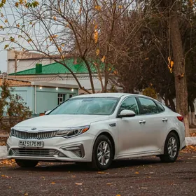 Kia Optima 2020