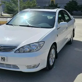 Toyota Camry 2004